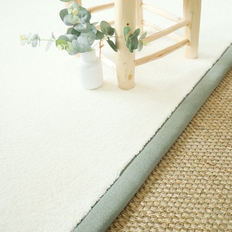 Tapis doux poils longs - Touch blanc crème - Ganse lin vert sauge - 80 x 150 cm (1/5)