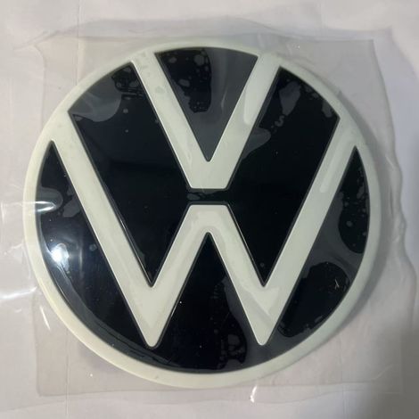 Emblème de feu arrière ID4 avec logo « 11A853630 » - neuf, fabriqué sur mesure pour ce véhicule.