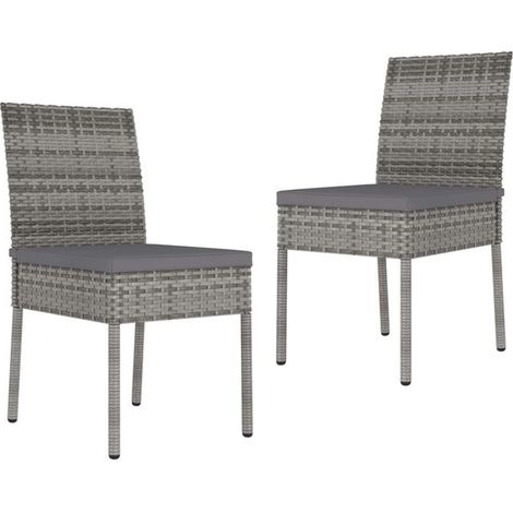 Ensemble de deux chaises de jardin, en résine tressée grise. (1/5)