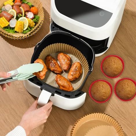 Accessori per friggitrice ad aria - Teglia quadrata antiaderente - Circa 17,78 cm - Teglia quadrata per friggitrice ad aria - Nera - Teglia in acciaio inox - Include 6 tazze - Teglia riutilizzabile - (1/5)