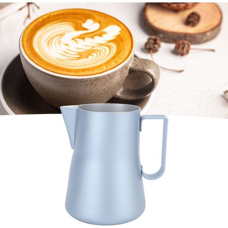 Mug à latte art en acier inoxydable 550 ml avec bec verseur pointu, tasse à café, cafetière italienne pour latte art, récipient pour latte art, récipient pour mousser le lait, bleu (1/5)