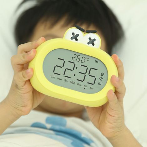 Children's LED Alarm Clock, Cartoon Design, with Night Light, Temperature Display, 3 Alarms, Countdown Timer, Volume Control, Gift for Children (1/5)