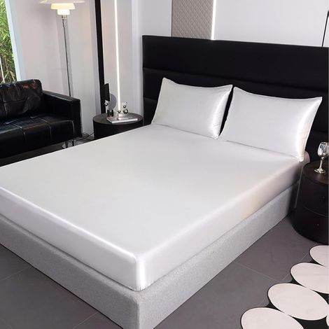 Taie d'oreiller en soie hypoallergénique, anti-acné, 1 drap-housse et 2 taies d'oreiller rafraîchissantes, tissu en soie glacée respirante, couvre-lit doux pour la peau (blanc, 152 x 203 cm) (1/4)