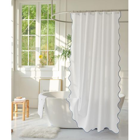 Rideau de Douche en Tissu Blanc avec Bordure festonnée Bleu Eau, Rideau de Douche en Tissu bohème Chic pour Douche de Salle de Bain, 183 x 183 cm (1/5)