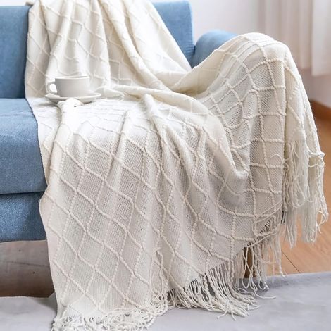 Kindfiber OÜ-Couverture Tricotée Franges Solide Plaids Nordique Chaud Jeté Tapis à La Mode Doux Couverture Jeté De Canapé Couvre-Lit Décorative 130x170cm (1/5)