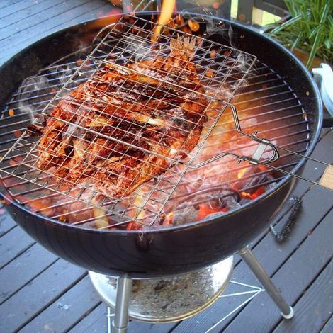 Double Grille Barbecue Rectangle 34x22 cm en Acier Chromé avec Manche en Bois – Parfait pour des Grillades Maîtrisées (1/4)