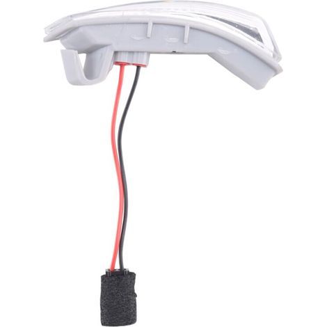 Ampoule LED automobile, réf. 68223864AB, couleur blanche, pour l'éclairage et le remplacement dans les véhicules.-AquaForge (1/5)