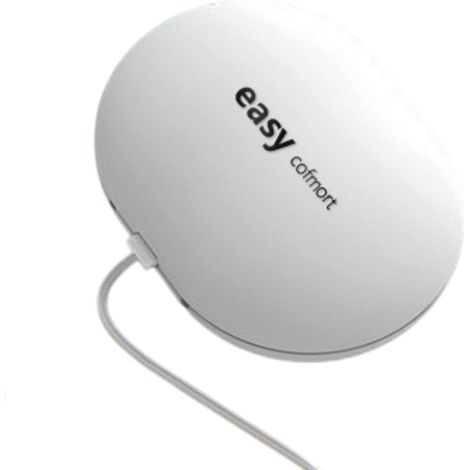 Un boîtier de nettoyage de brosse à dents portable et rechargeable, avec étui pour brosse à dents et lumière. (1/5)