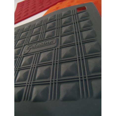silikomart Sottopentola Silicone MISS HOT, 175 x 175 mm, Presina da Cucina per Proteggere le Mani o il Tavolo, Colore Nero, Made in Italy