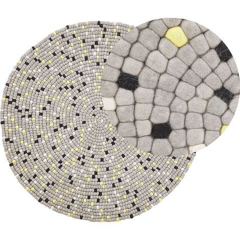 Alfombra de bolas de fieltro de lana gris claro tejida a mano ø 140 cm redonda Penek