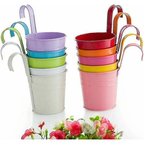 Lot de 10 pots de fleurs suspendus en métal pour jardin, avec paniers et seaux. (1/4)
