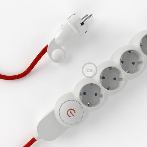 creative cables -  Multipresa tedesca con cavo in tessuto rosso lucido e spina Schuko con anello comfort (1/4)