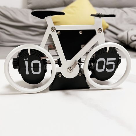 Orologio da tavolo a forma di bicicletta europea con rotazione laterale, semplice decorazione per la casa.