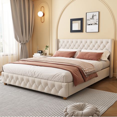 Letto imbottito classico 160x200 cm beige in tessuto lino, con testiera alata capitonné, borchie e rete a doghe (1/5)