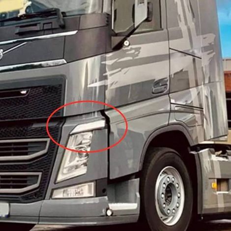 Linke LED-Seitenmarkierungsleuchte 82151157 für Volvo FH/FM/FL-Lkw der Baureihen (1/5)