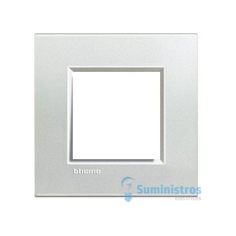 Placa cuadrada de 2 módulos Livinglight BTILNA4802AG
