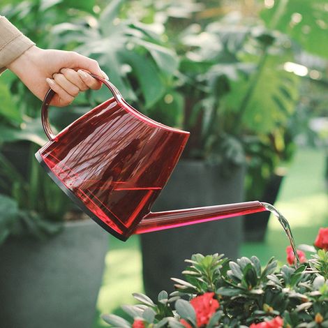 Modische, offene Garten-Blumenspritze mit langem Ausguss, bonbonfarbene Gießkanne 1,2 l (Rot) (1/5)