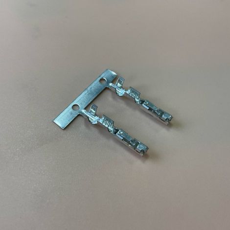 15396679 Automotive connectors, plugs, wiring harness terminals (1/4)
