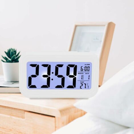 Digital Alarm Clock for Bedroom, LED Display, Alarm Clock with Intelligent Temperature Sensing, for Office, Bedside Table (White) (1/4)