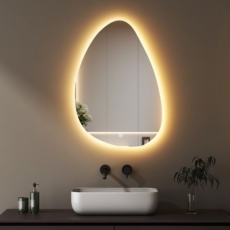 Boromal Asymmetrischer Spiegel mit Beleuchtung LED Badspiegel mit Beleuchtung 55x80cm LED Spiegel mit Licht Badezimmerspiegel mit Beleuchtung, Touch-Schalter, Dimmbar, 3 Lichtfarbe Einstellbare