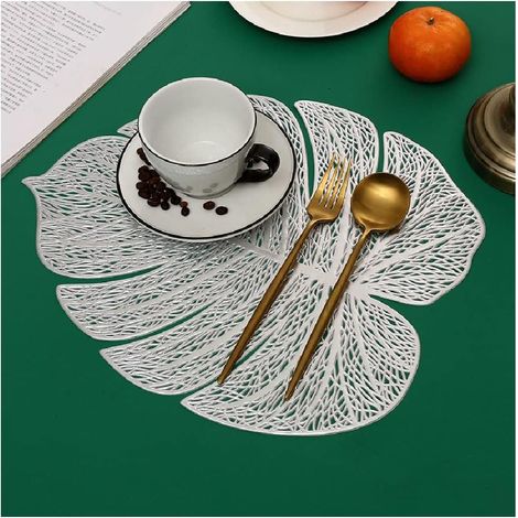 Ensemble de 4 sets de table lavables et décoratifs en forme de feuille, en plastique antidérapant, pour les tables de cuisine. (1/5)