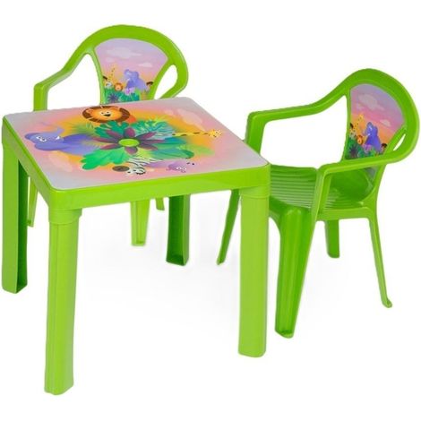 Una mesa y dos sillas de color celadón.