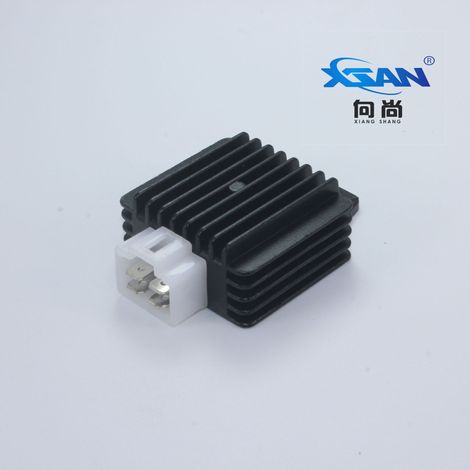 Régulateur de tension redresseur pour moto, compatible avec les modèles GY6 50cc 90cc 110cc ATV4 à plaque à broches réglable 12V. (1/2)