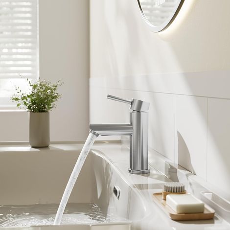 Mitigeur monocommande de lavabo en inox brossé, robinet de salle de bain moderne, mélangeur d'eau pour vasque, finition acier brossé, usage quotidien, 1 pièce. (1/4)