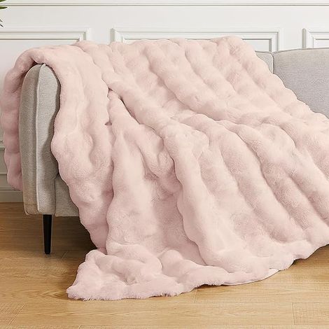 Couverture Rose Fausse Fourrure Plaid Moelleuse 130x150 cm Couverture Doux Chaude Polaire Canapé Lit Pink Fluffy Blanket (1/5)