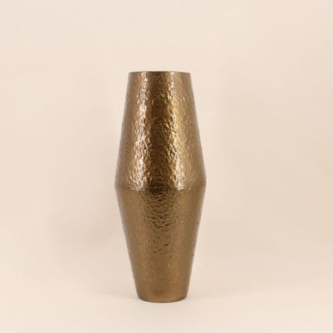 Vase design en métal martelé doré, H50cm
