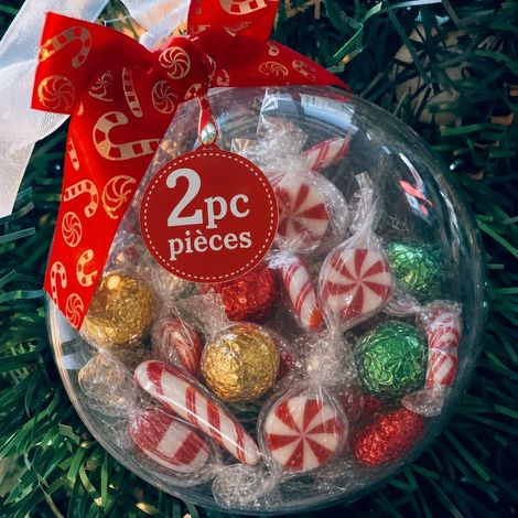 Lot de 2 ornements de sapin de Noël, boules décoratives suspendues, décoration festive pour arbre et intérieur (1/5)