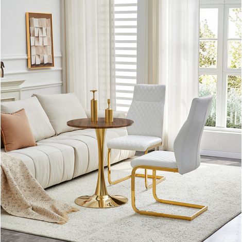 Set tavolo rotondo 60 cm in MDF effetto noce con 2 sedie bianche, base oro (1/5)