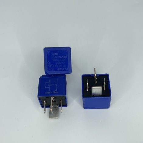 Relais Tyco V23136-J4-X60, relais automobile Renault 8200587121