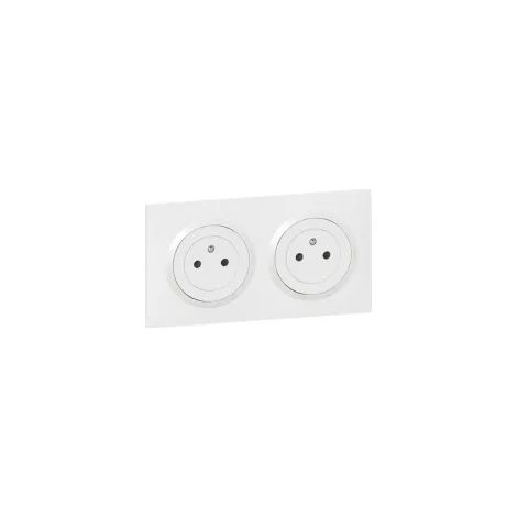 Legrand – Prise double Dooxie avec plaque finition blanche – Mode de pose encastré – Indice de protection IP20 – 16A – 2 pôles