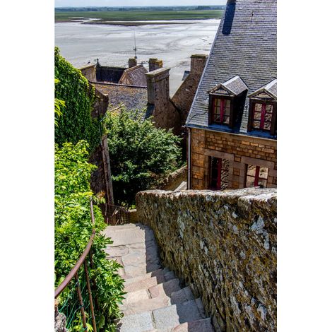 Tableau sur toile Village Mont St-Michel 65x97 cm - Impression sur Toile Murale Décorative - Image imprimée en HD sur Toile - Toile sur Châssis en Bois FSC - Fabriqué en France (1/5)