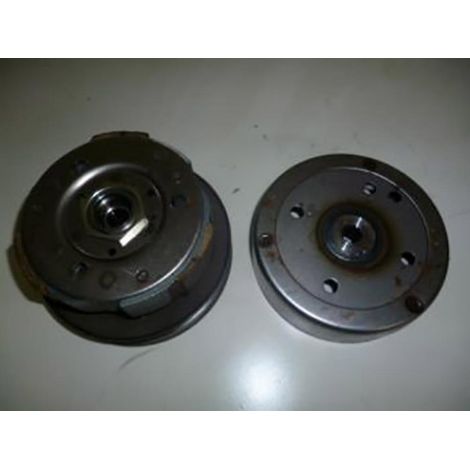 [PRODUIT D'OCCASION] Embrayage origine pour Scooter Suzuki 50 CP Occasion