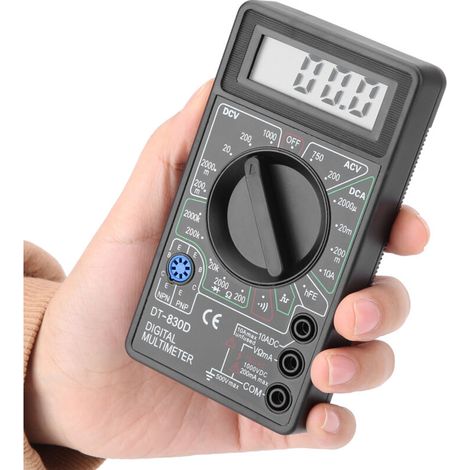 Mini-Digitalmultimeter DT830D mit LCD-Anzeige für Voltmeter-, Amperemeter- und Ohmmetermessungen.
