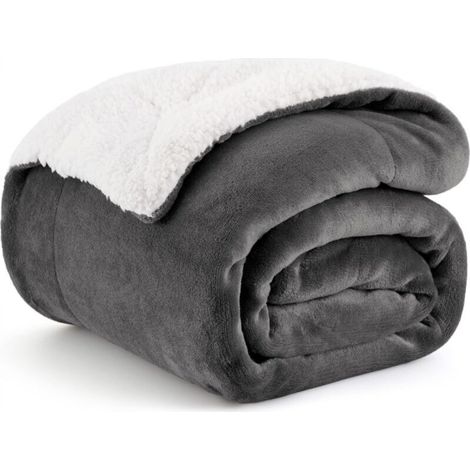 Lamb's wool sofa rug, dark grey, 127 cm x 152 cm, thick, warm, soft and plush. (1/5)
