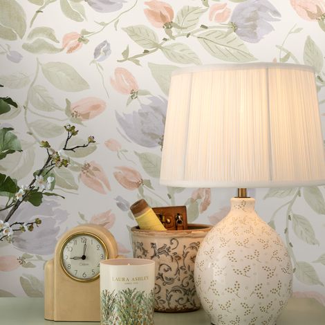 Papier peint intissé Laura Ashley Orisia Peony Pale 1005 x 52cm Vert, rose, parme