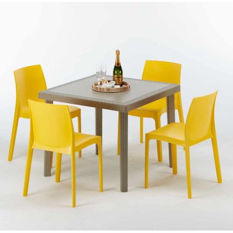 Mesa Cuadrada Beige 90x90 cm y 4 Sillas De Colores Elegance