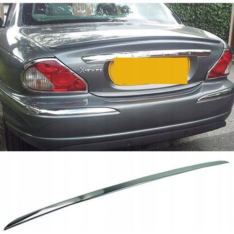Jaguar X-Type - Finitura cromata del portellone posteriore