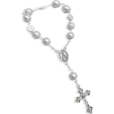 Ohleats Chapelet de voiture pour rétroviseur, perles de bénédiction croix, décoration personnalisée, chapelet catholique à suspendre, accessoires de voiture pour homme et femme (blanc) (1/5)