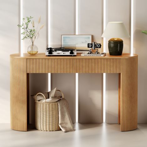 Console moderne avec tiroirs, structure dorée, pieds réglables et poignées élégantes.