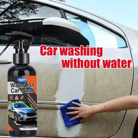 Hochwertiges, wasserloses Autowaschmittel – einfach aufsprühen und abwischen, und Ihr Auto sieht aus wie neu. Praktisch und schnell. Das wasserlose Spülmittel entfernt Flecken. (1/5)