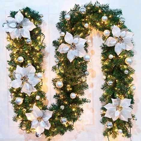 Christmas garland 270 cm with 40 warm white LEDs – 220 branches for interior decoration – Ideal for fir trees, fireplaces, stairs (1/5)