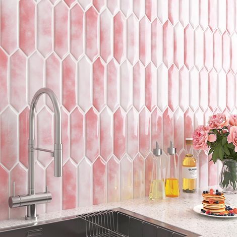 Dalle PVC Adhesive Murale Rose Pâle Autocollant Carrelage Mural Salle de Bain Vinyle Adhesif Cuisine Carrelage Cheminées Autocollant Credence Cuisine Rose Hexagone Allongé 30×30CM 5 Dalles (1/5)