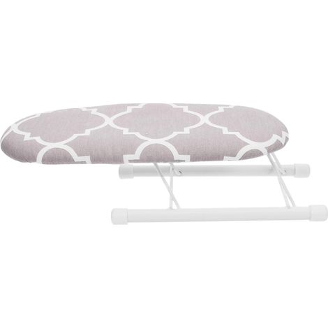 table à repasser compacte et pliable pour les manches en