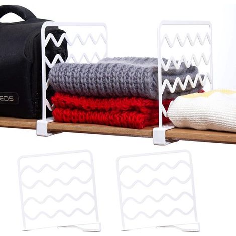 Set di 4 divisori per ripiani di armadi da camera da letto e cucina in plastica bianca rinforzata. (1/5)