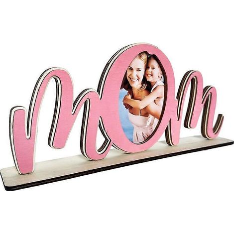 Cadre photo en bois avec lettre « Maman » : un cadeau idéal pour maman (1/4)
