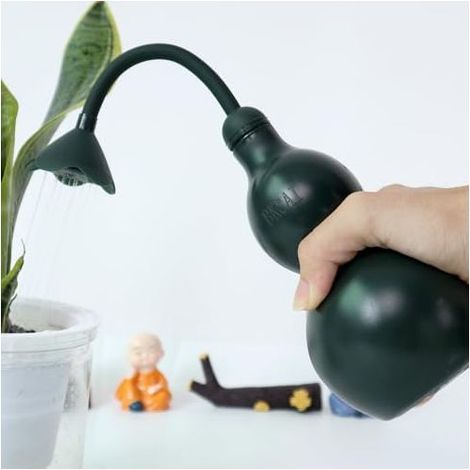 Kleine, 325 ml große, kürbisförmige Gießkanne für drinnen und draußen, ideal für die einhändige Bewässerung von Bonsai-Pflanzen und Blumen – Dunkelgrün, 325 ml (1/5)